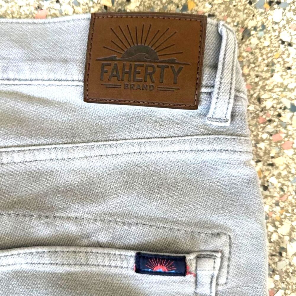 Faherty Men’s Size 31 Stretch Terry 5 pocket steel grey slim straight leg